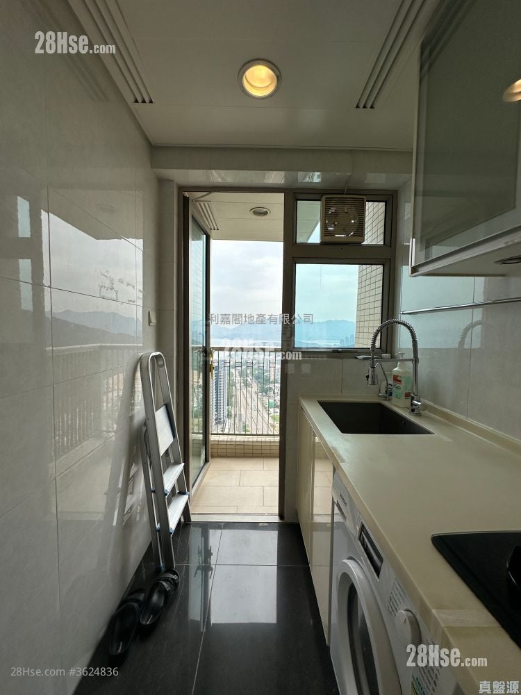 Lake Silver Sell 3 Bedrooms , 2 Bathrooms 762 ft² Lake Silver Sell 3 Bedrooms , 2 Bathrooms 762 ft²