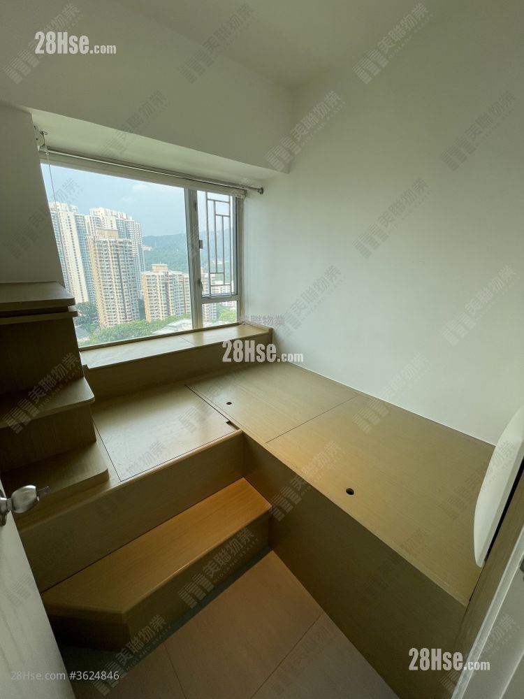 Parkland Villas Sell 3 Bedrooms 499 ft² Parkland Villas Sell 3 Bedrooms 499 ft²