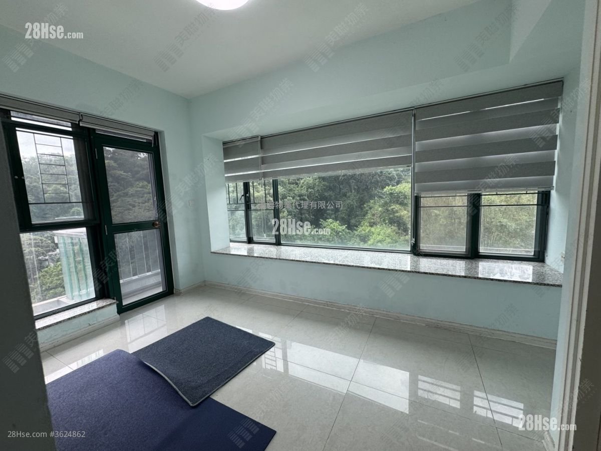 Mont Vert Sell 3 Bedrooms 736 ft² Mont Vert Sell 3 Bedrooms 736 ft²