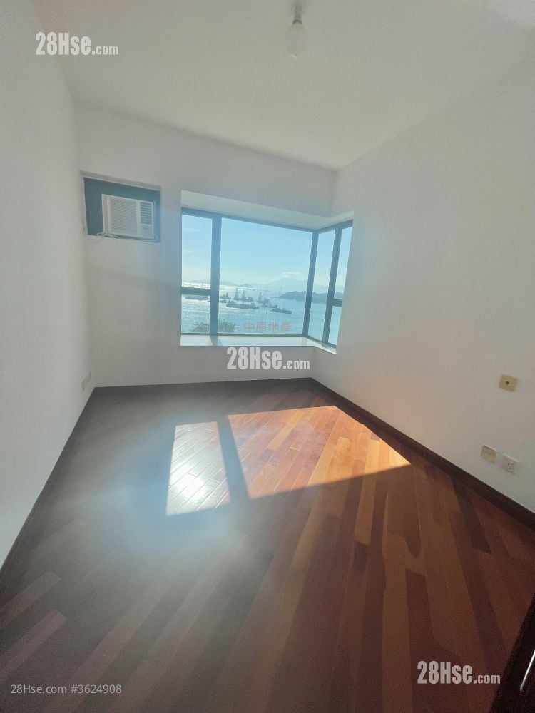 The Long Beach Sell 2 Bedrooms , 1 Bathroom 547 ft² The Long Beach Sell 2 Bedrooms , 1 Bathroom 547 ft²