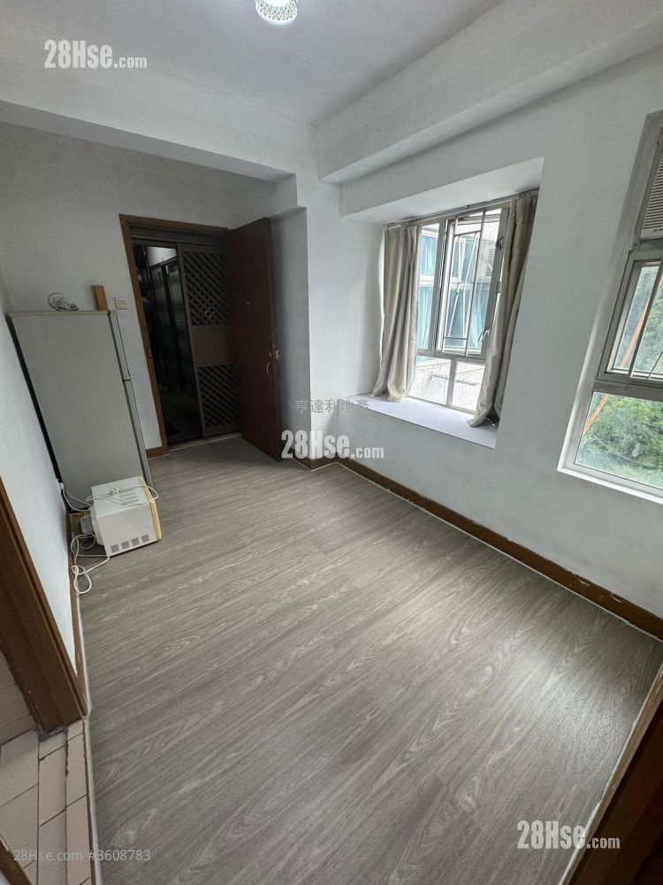 Belleve Court Rental 2 Bedrooms , 1 Bathroom 272 ft²