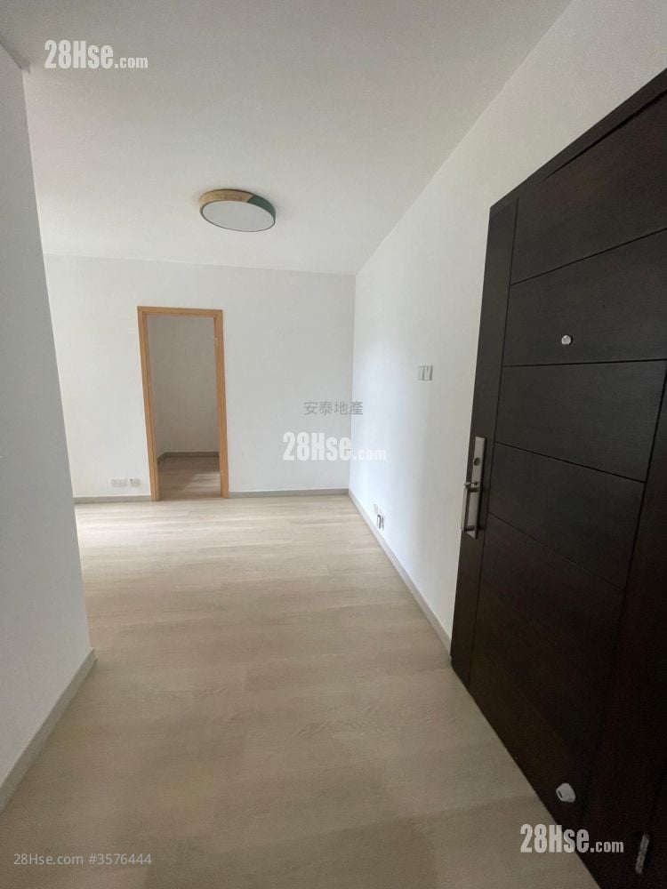 英明苑 租盤 2 房 , 1 浴室 401 平方呎 英明苑 租盤 2 房 , 1 浴室 401 平方呎