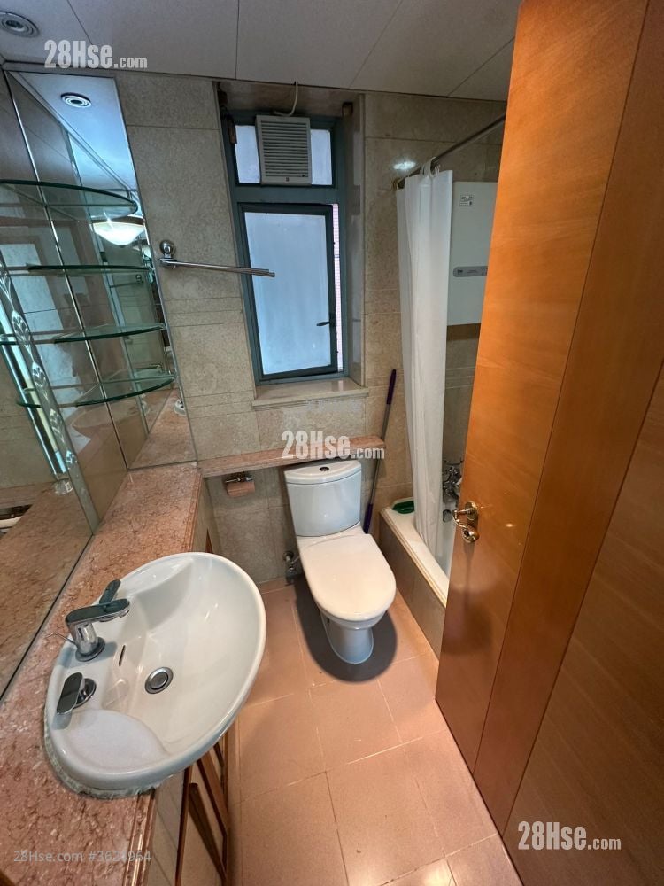 盈翠半岛 售盘 3 房 , 2 浴室 670 平方尺 盈翠半岛 售盘 3 房 , 2 浴室 670 平方尺