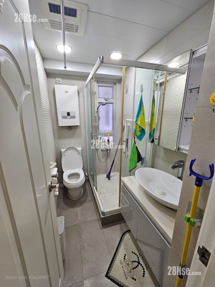 富雅花园 售盘 2 房 , 1 浴室 431 平方尺 富雅花园 售盘 2 房 , 1 浴室 431 平方尺