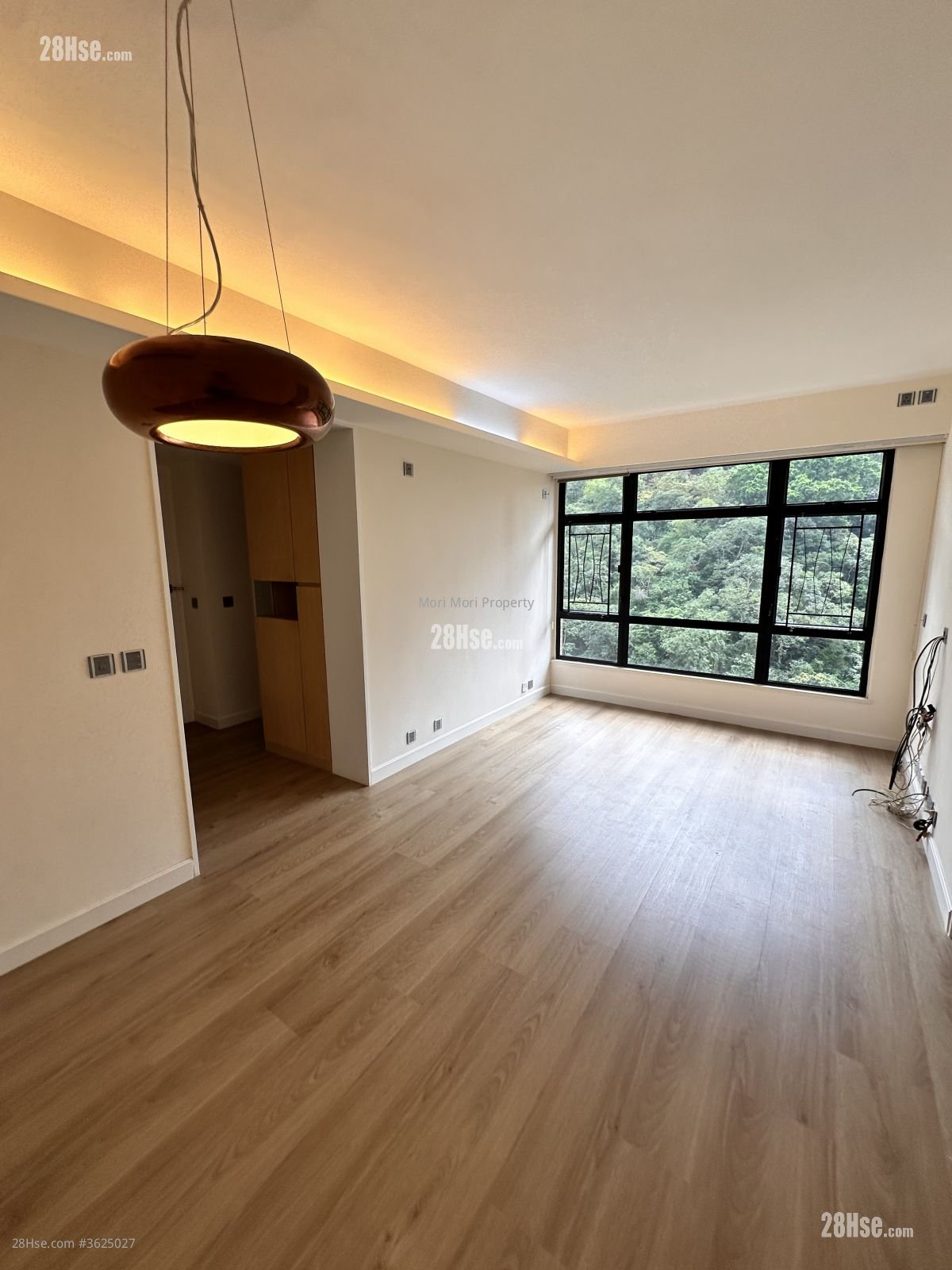 龍華花園 租盤 3 房 , 2 浴室 694 平方呎