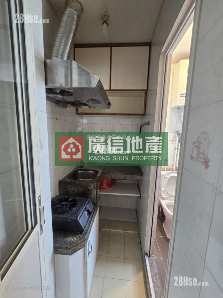 Maple Mansion Sell 2 Bedrooms , 1 Bathroom 295 ft² Maple Mansion Sell 2 Bedrooms , 1 Bathroom 295 ft²