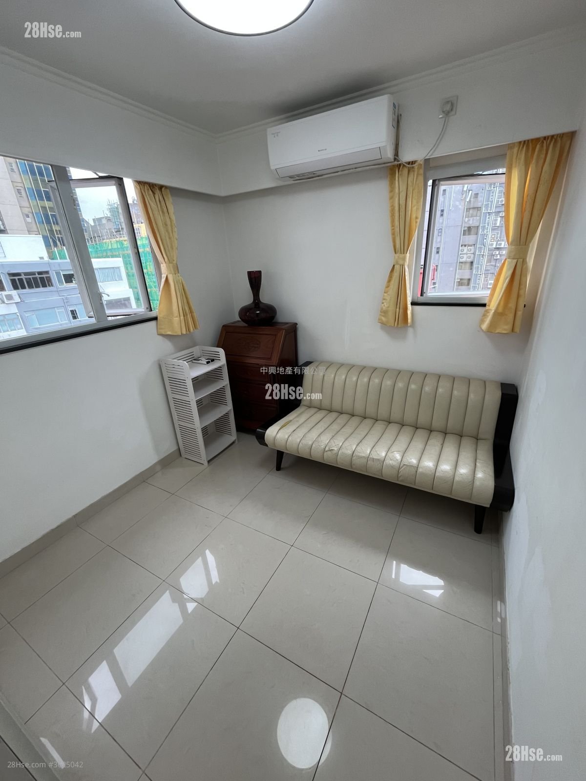 Ho On Mansion Rental 3 Bedrooms , 2 Bathrooms 720 ft² Ho On Mansion Rental 3 Bedrooms , 2 Bathrooms 720 ft²