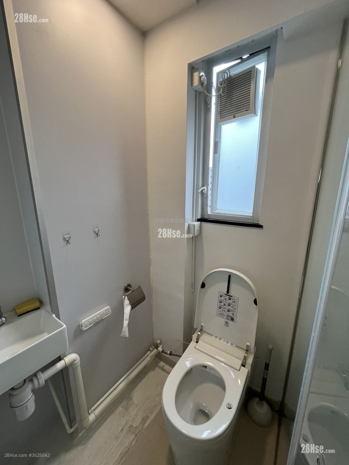 Ho On Mansion Rental 3 Bedrooms , 2 Bathrooms 720 ft² Ho On Mansion Rental 3 Bedrooms , 2 Bathrooms 720 ft²