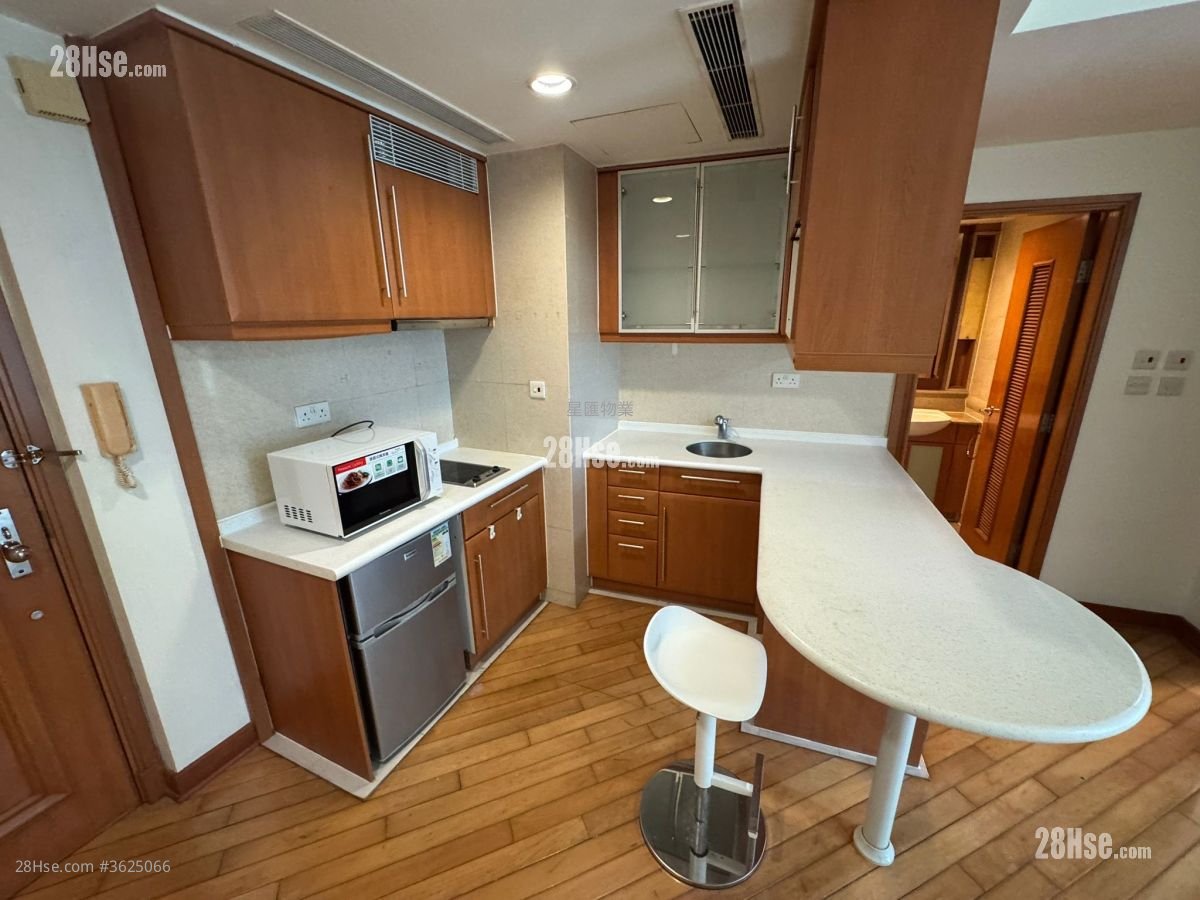 Royal Peninsula Rental 1 Bedroom , 1 Bathroom 469 ft² Royal Peninsula Rental 1 Bedroom , 1 Bathroom 469 ft²