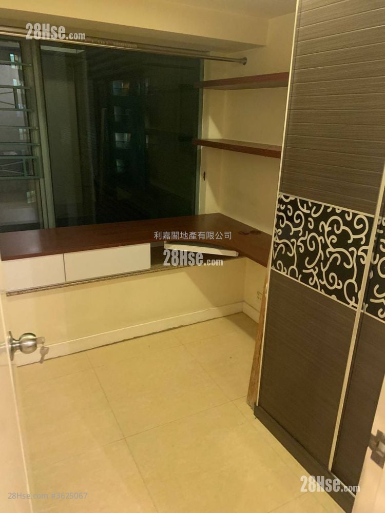 Rambler Crest Rental 2 Bedrooms , 1 Bathroom 451 ft² Rambler Crest Rental 2 Bedrooms , 1 Bathroom 451 ft²