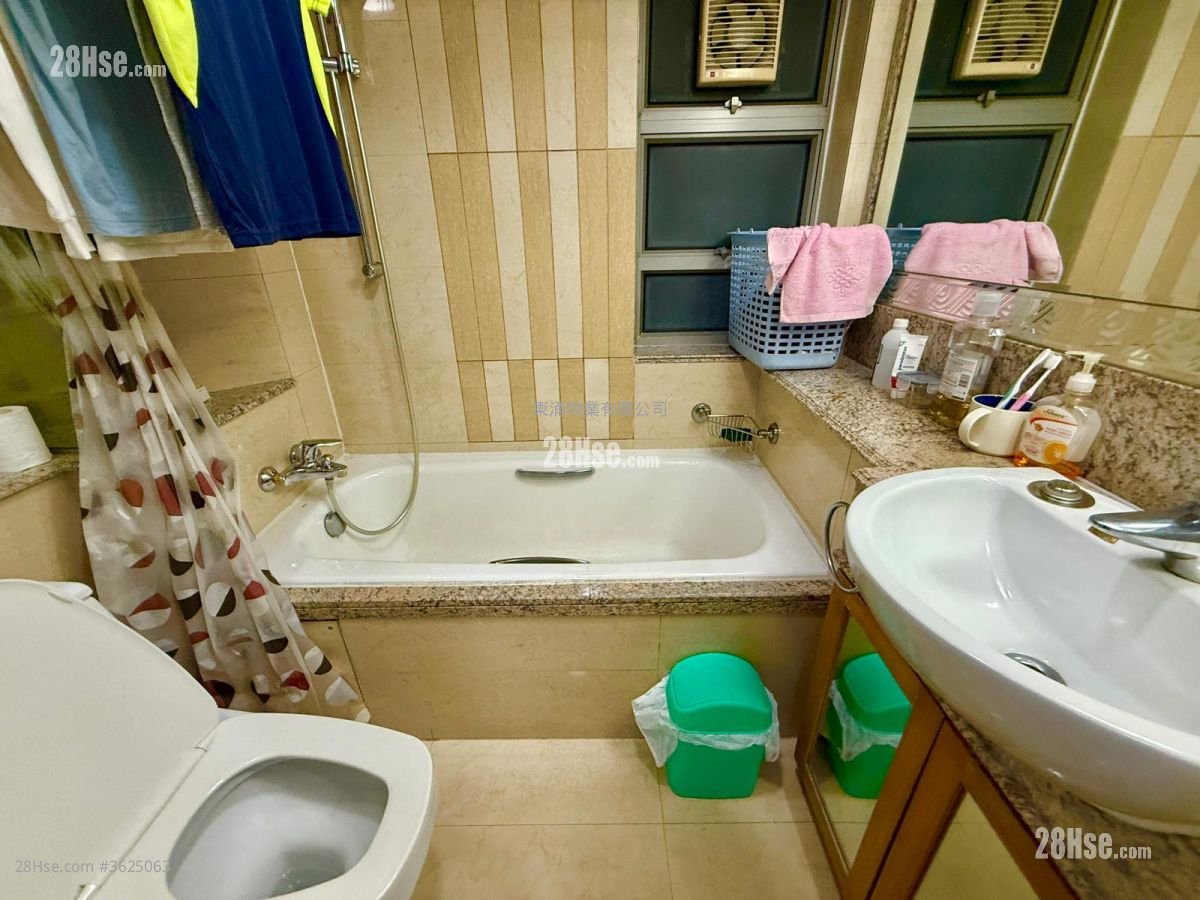 映灣園 售盤 3 房 , 2 浴室 729 平方呎 映灣園 售盤 3 房 , 2 浴室 729 平方呎