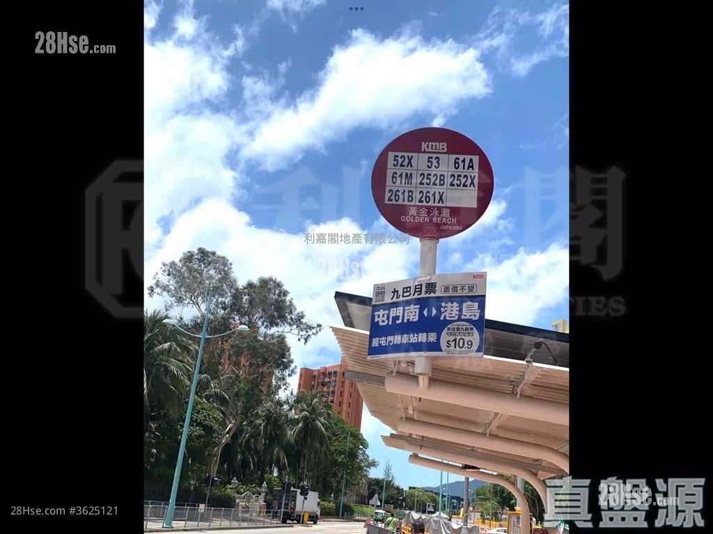 The Royale Sell 1 Bathroom 215 ft² The Royale Sell 1 Bathroom 215 ft²