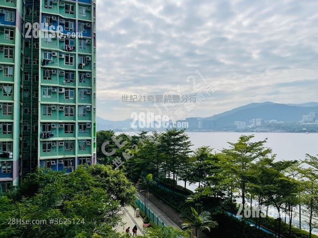 Kam Fung Court Sell 3 Bedrooms , 1 Bathroom 604 ft² Kam Fung Court Sell 3 Bedrooms , 1 Bathroom 604 ft²