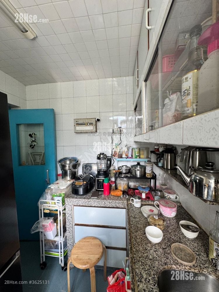 富宝花园 售盘 3 房 , 1 浴室 583 平方尺 富宝花园 售盘 3 房 , 1 浴室 583 平方尺