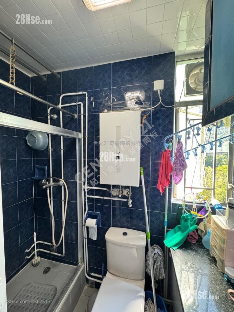 富宝花园 售盘 3 房 , 1 浴室 583 平方尺 富宝花园 售盘 3 房 , 1 浴室 583 平方尺