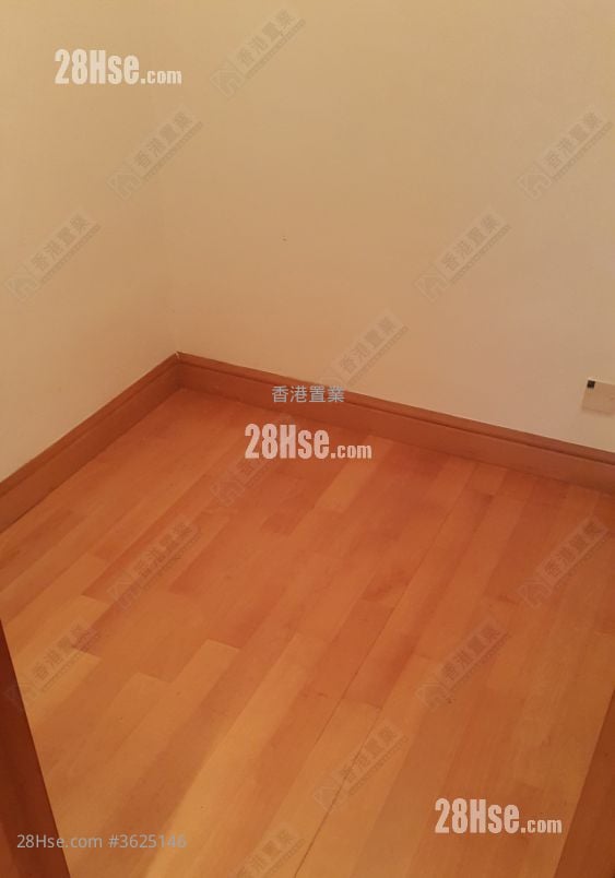 The Harbourside Rental 3 Bedrooms , 4 Bathrooms 1,051 ft² The Harbourside Rental 3 Bedrooms , 4 Bathrooms 1,051 ft²