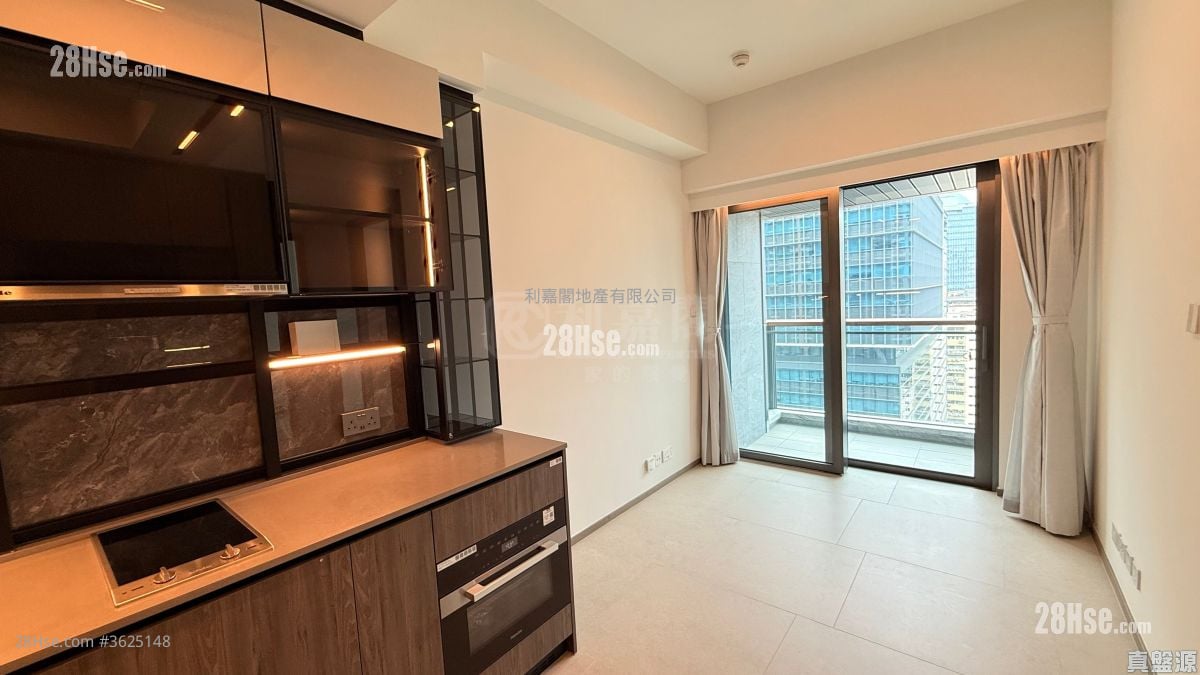 Cullinan Sky Rental 2 Bedrooms , 1 Bathroom 437 ft² Cullinan Sky Rental 2 Bedrooms , 1 Bathroom 437 ft²