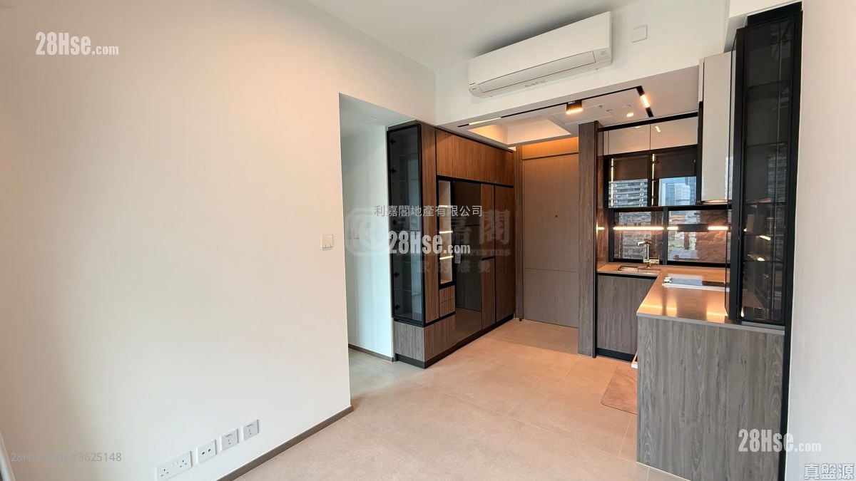 Cullinan Sky Rental 2 Bedrooms , 1 Bathroom 437 ft² Cullinan Sky Rental 2 Bedrooms , 1 Bathroom 437 ft²