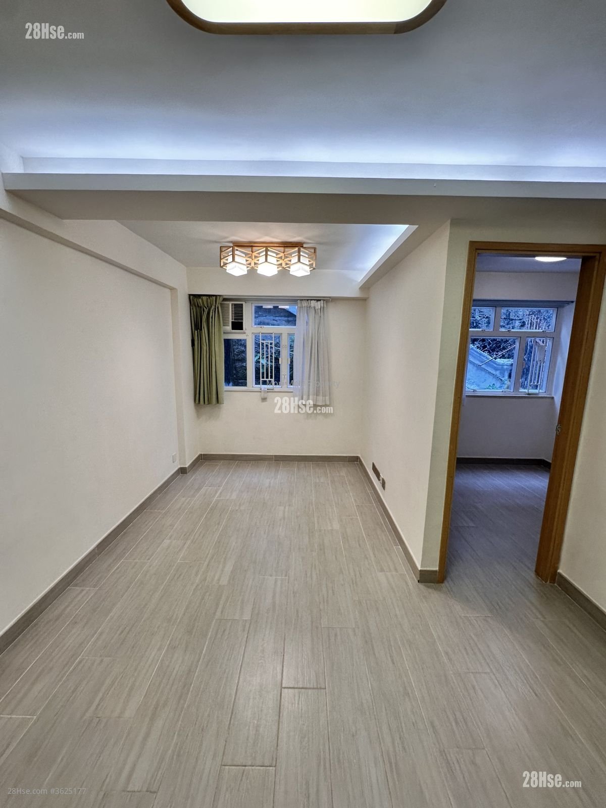 Mayfair Court Rental 1 Bedroom 302 ft²