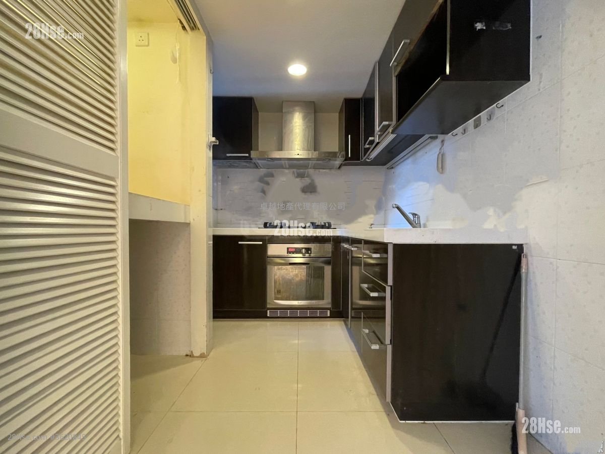 丹拿花園 租盤 3 房 , 2 浴室 840 平方呎