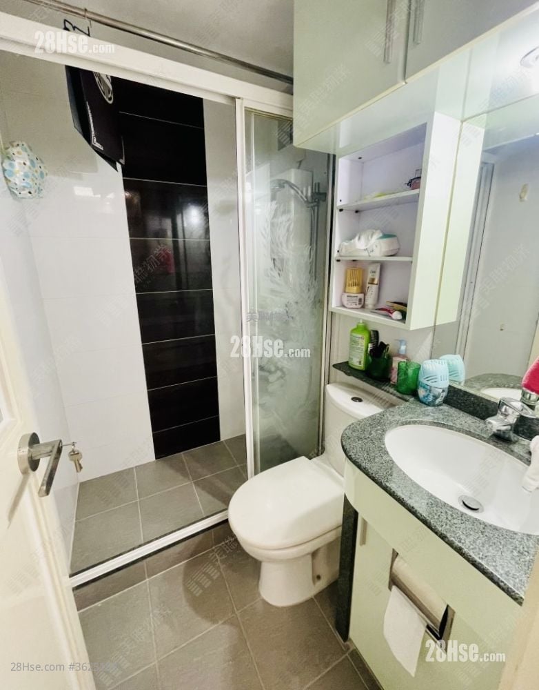 长安邨 售盘 381 平方尺 长安邨 售盘 381 平方尺