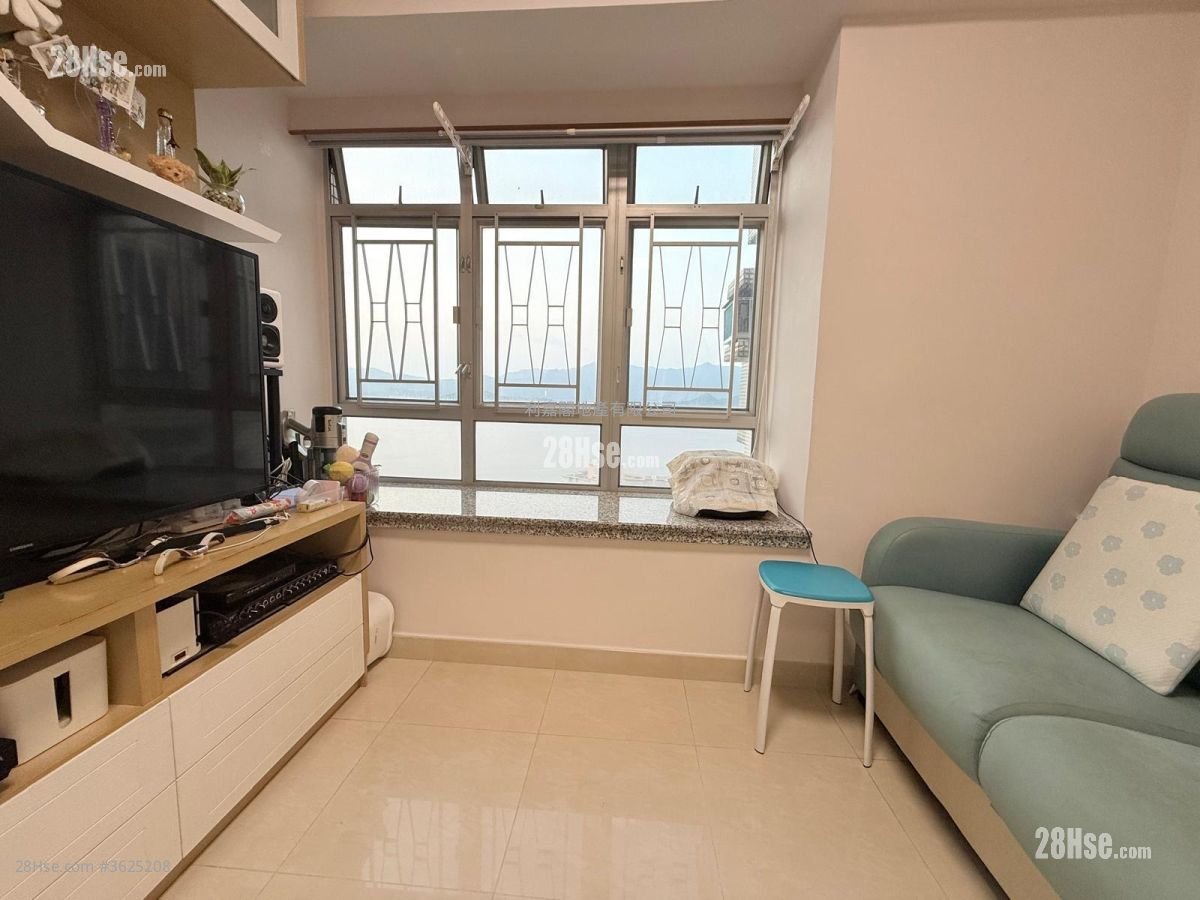 马鞍山中心 售盘 3 房 , 2 浴室 634 平方尺 马鞍山中心 售盘 3 房 , 2 浴室 634 平方尺