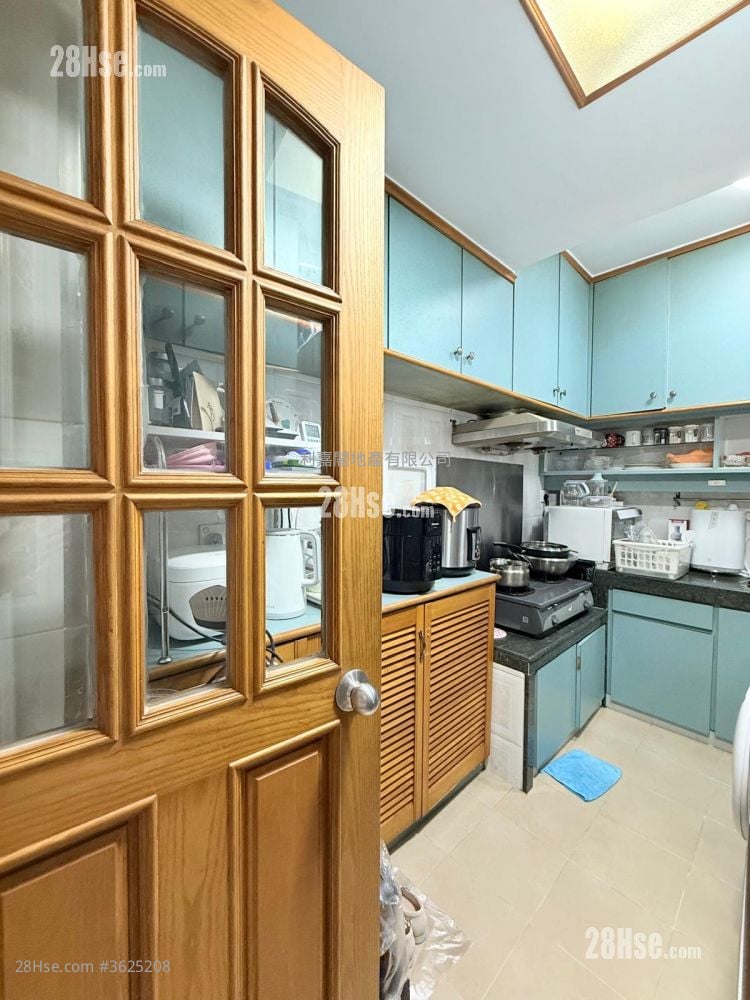 马鞍山中心 售盘 3 房 , 2 浴室 634 平方尺 马鞍山中心 售盘 3 房 , 2 浴室 634 平方尺