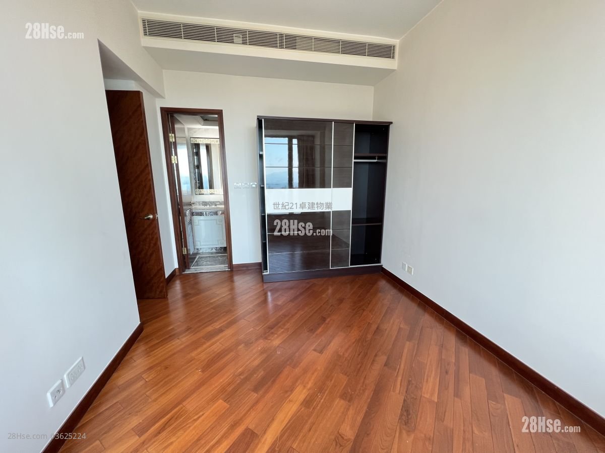 御金國峯 租盤 3 房 , 2 浴室 954 平方呎 御金國峯 租盤 3 房 , 2 浴室 954 平方呎