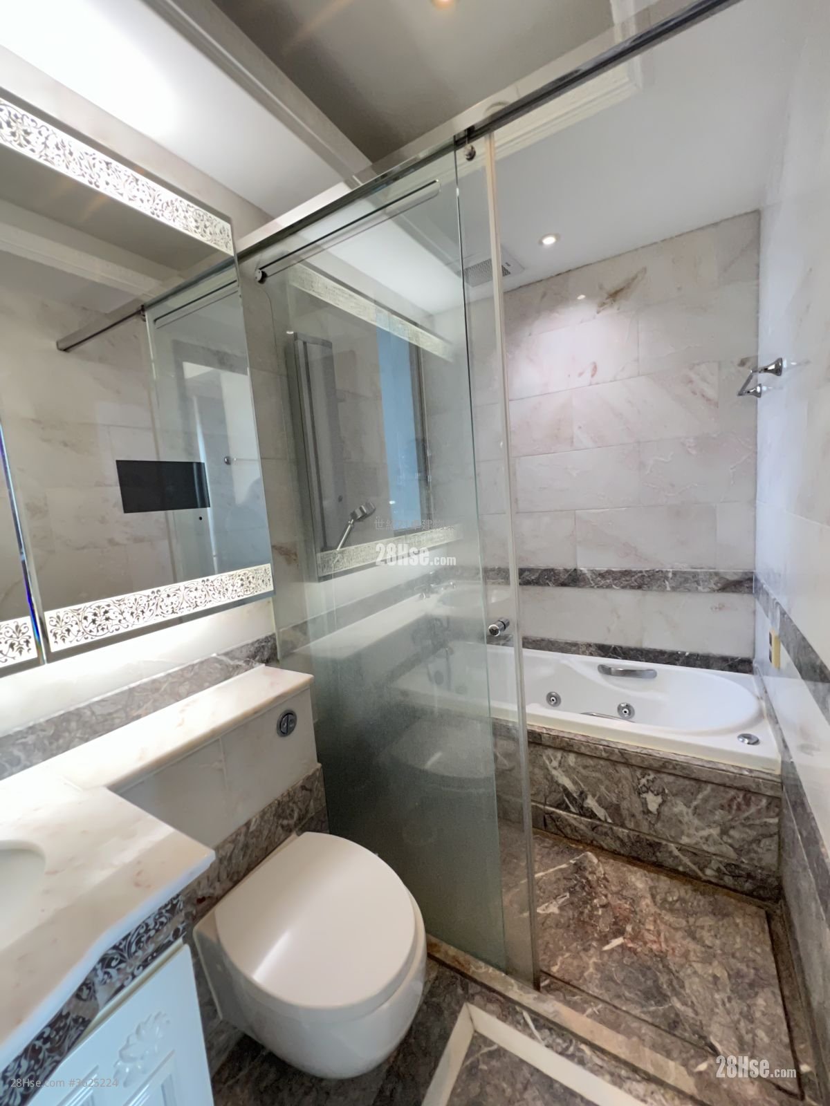 御金國峯 租盤 3 房 , 2 浴室 954 平方呎 御金國峯 租盤 3 房 , 2 浴室 954 平方呎