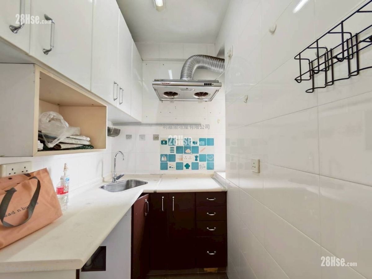 美景花園 租盤 2 房 , 1 浴室 329 平方呎 美景花園 租盤 2 房 , 1 浴室 329 平方呎