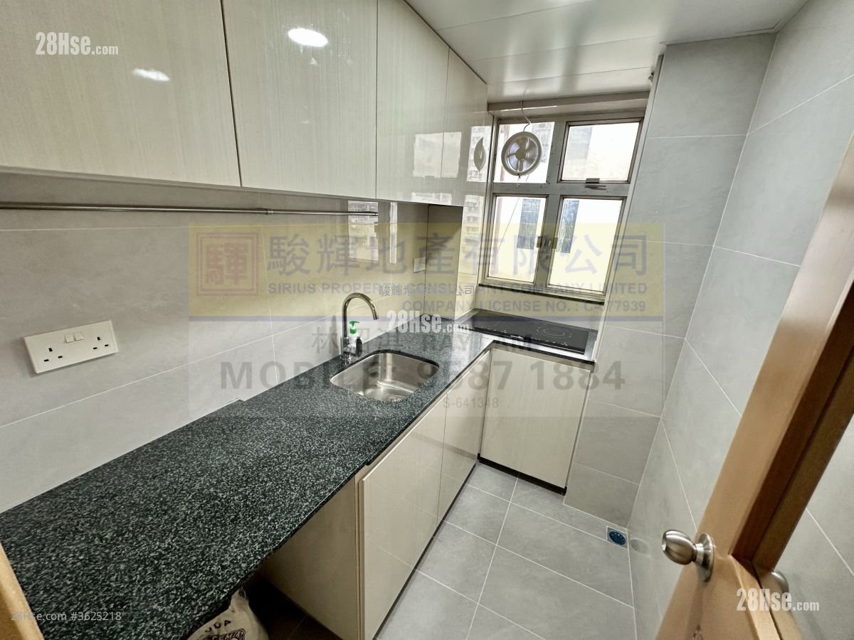 利兴大楼 租盘 3 房 , 1 浴室 598 平方尺 利兴大楼 租盘 3 房 , 1 浴室 598 平方尺