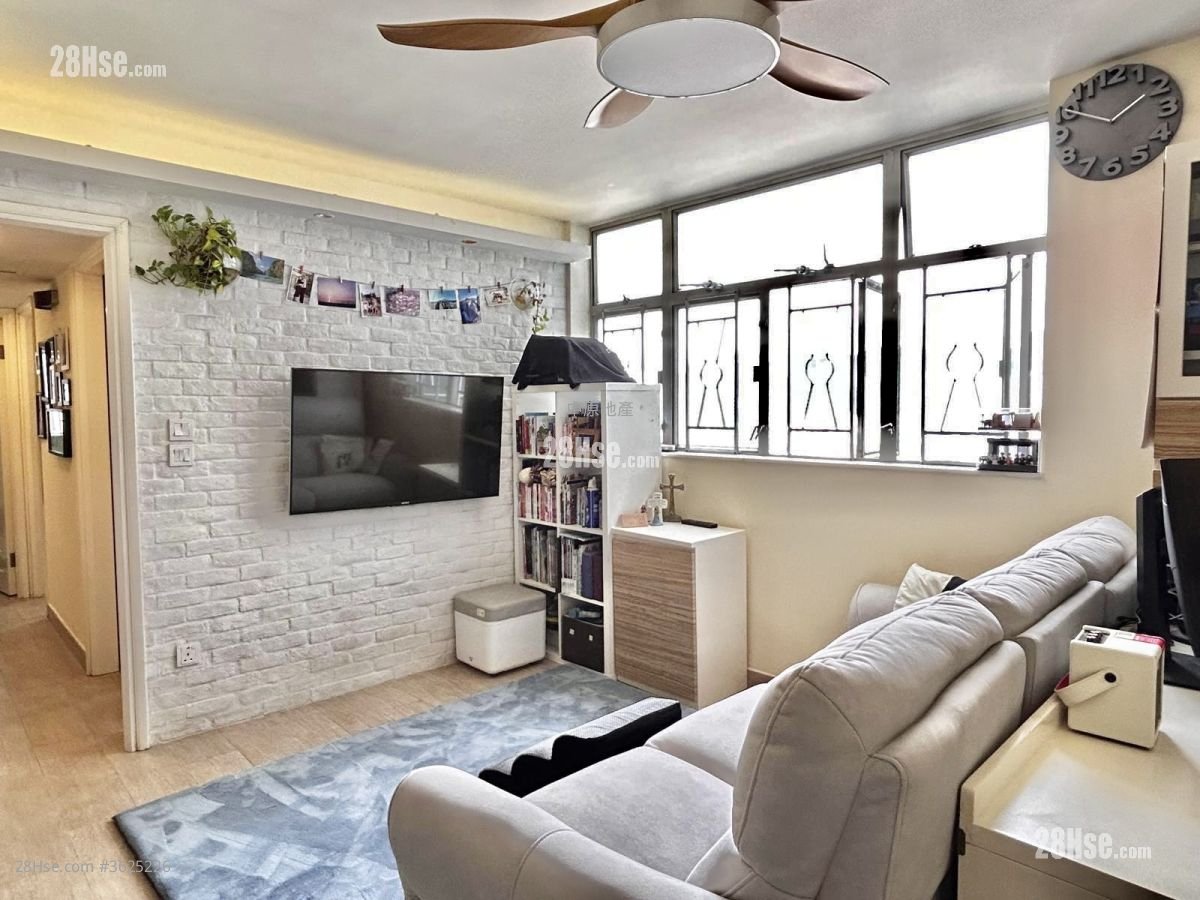 悅湖山莊 售盤 3 房 584 平方呎