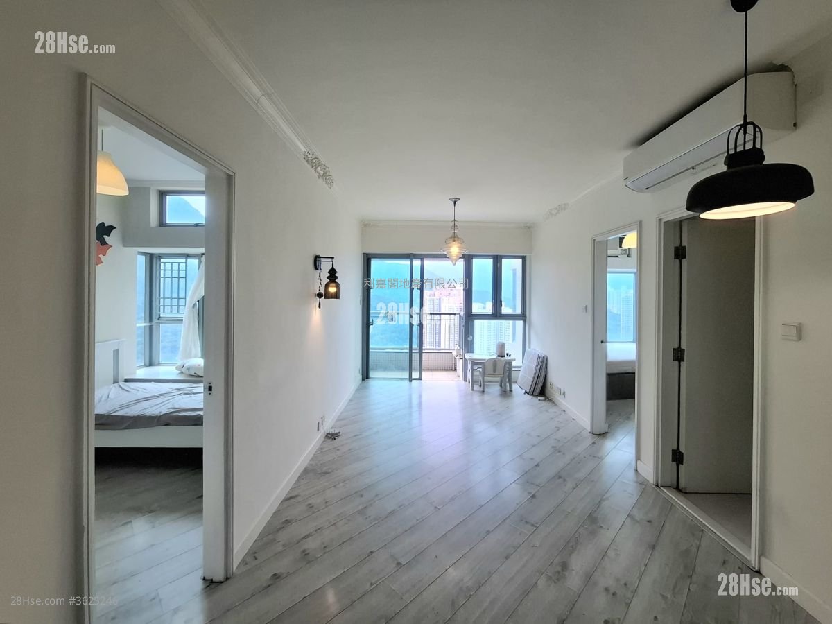 Coastal Skyline Sell 2 Bedrooms , 1 Bathroom 531 ft²