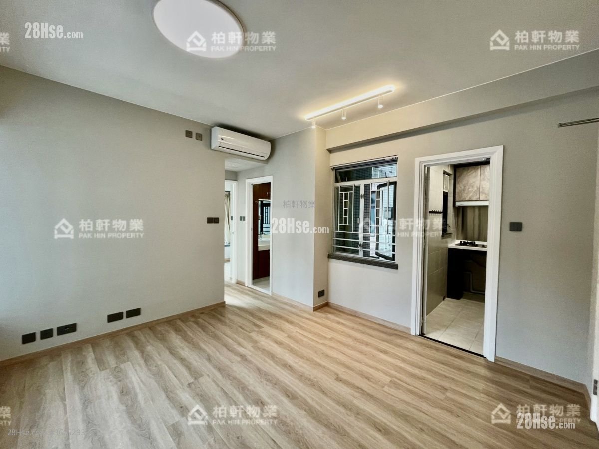 Royal Terrace Rental 2 Bedrooms , 1 Bathroom 379 ft²