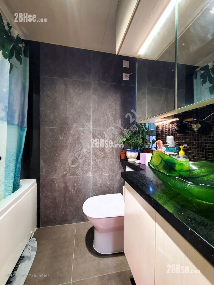 Kam Fai Court Sell 1 Bedroom , 1 Bathroom 381 ft² Kam Fai Court Sell 1 Bedroom , 1 Bathroom 381 ft²