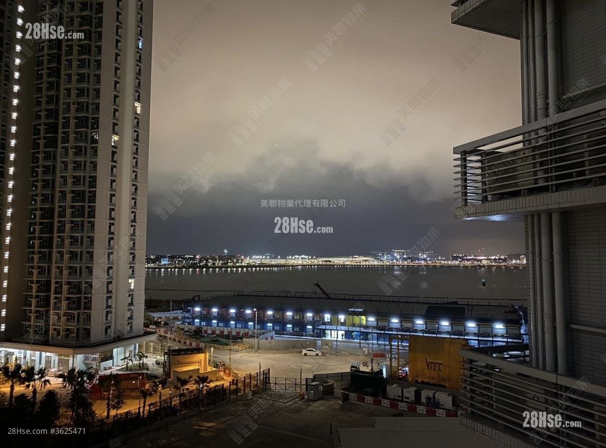 Century Link Sell 2 Bedrooms 484 ft²