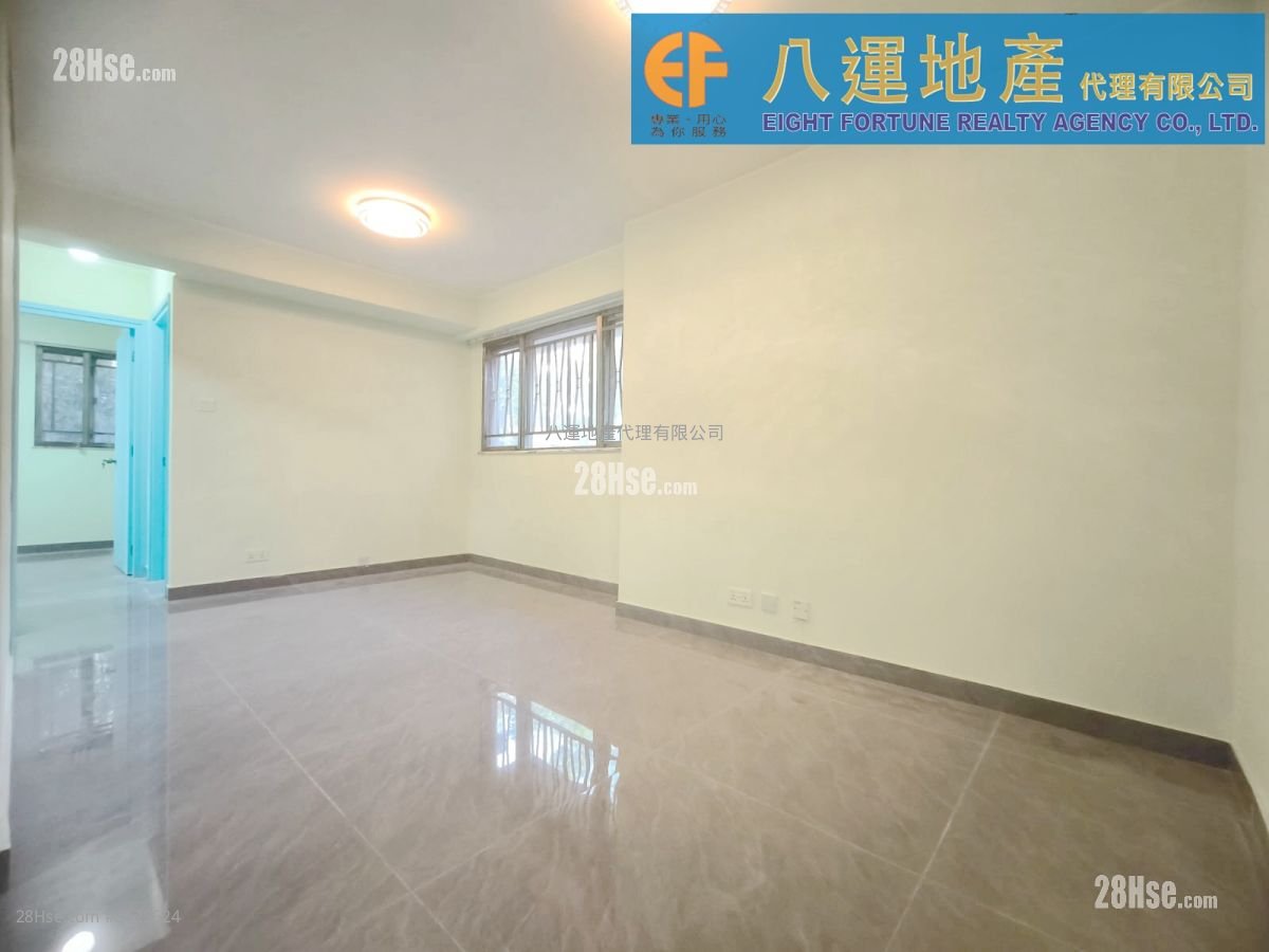 乐年花园 售盘 3 房 , 1 浴室 554 平方尺