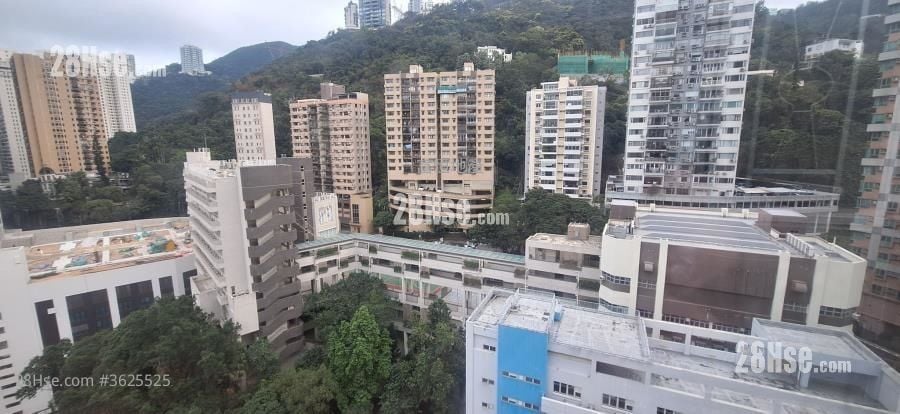 Manrich Court Sell 2 Bedrooms , 1 Bathroom 419 ft²