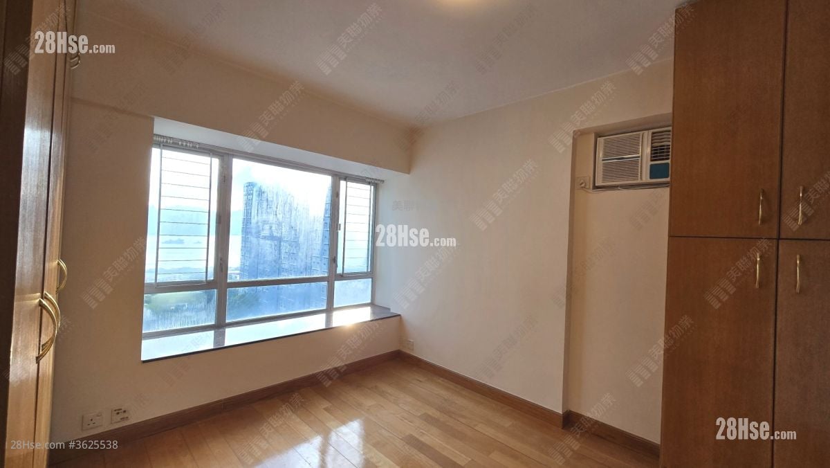 Laguna City Sell 3 Bedrooms , 2 Bathrooms 748 ft² Laguna City Sell 3 Bedrooms , 2 Bathrooms 748 ft²