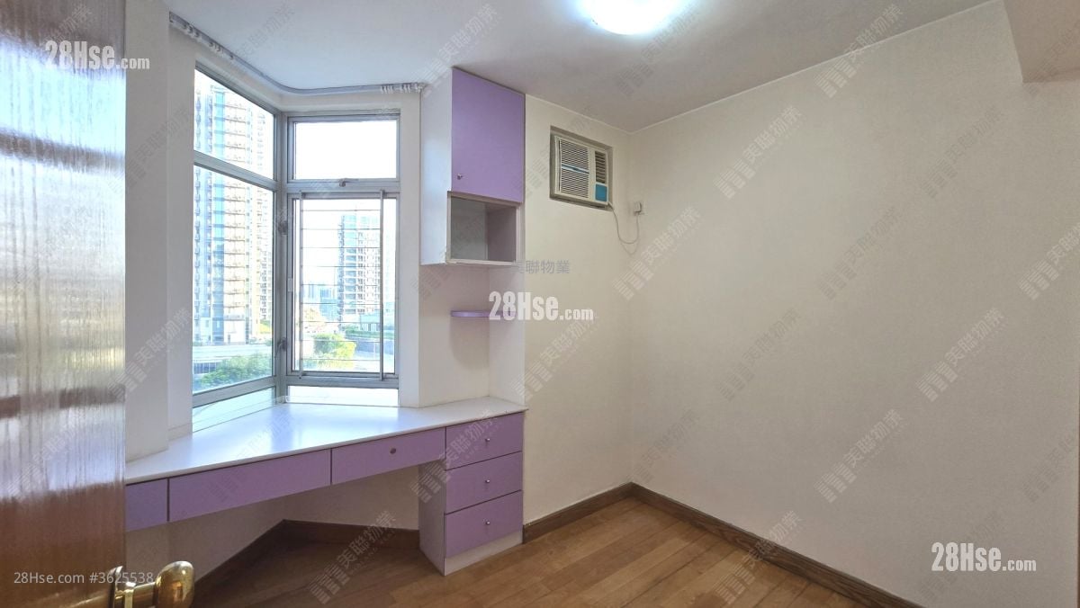 Laguna City Sell 3 Bedrooms , 2 Bathrooms 748 ft² Laguna City Sell 3 Bedrooms , 2 Bathrooms 748 ft²