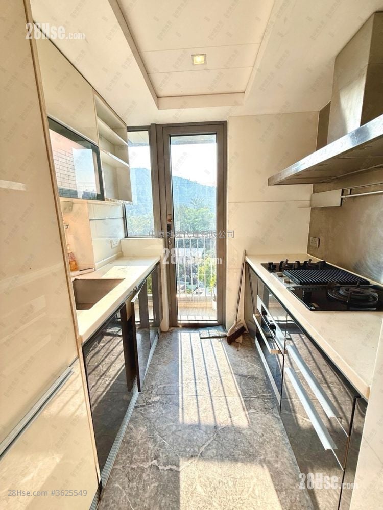 尔峦 售盘 3 房 886 平方尺 尔峦 售盘 3 房 886 平方尺