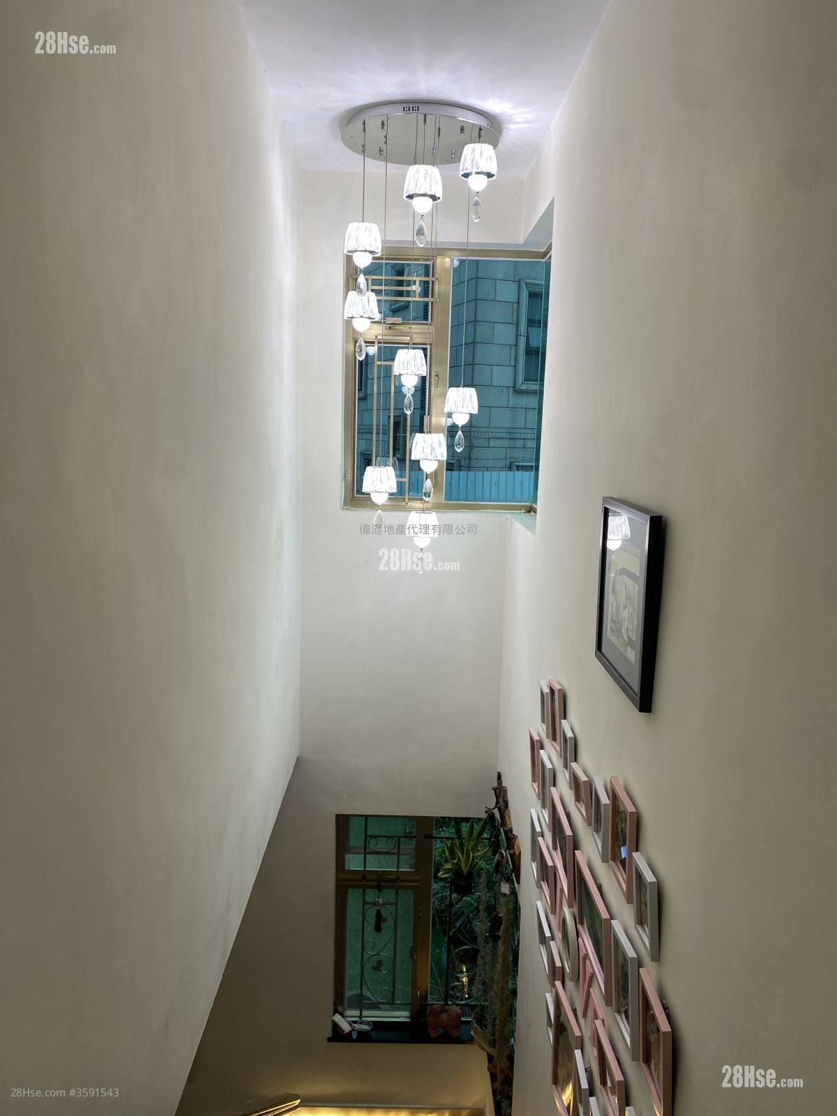 村屋 售盘 4 房 , 3 浴室 1,400 平方尺