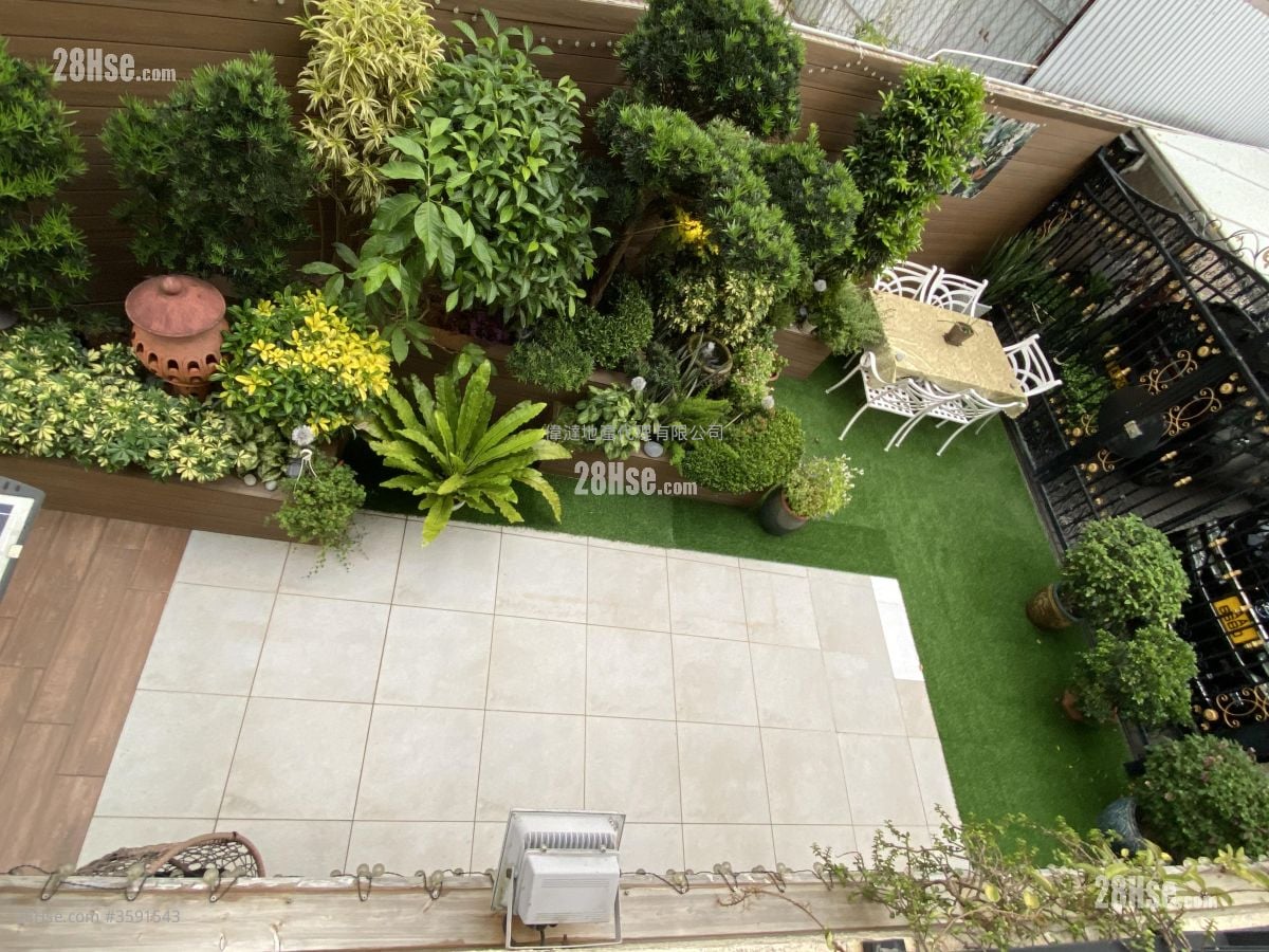 村屋 售盘 4 房 , 3 浴室 1,400 平方尺