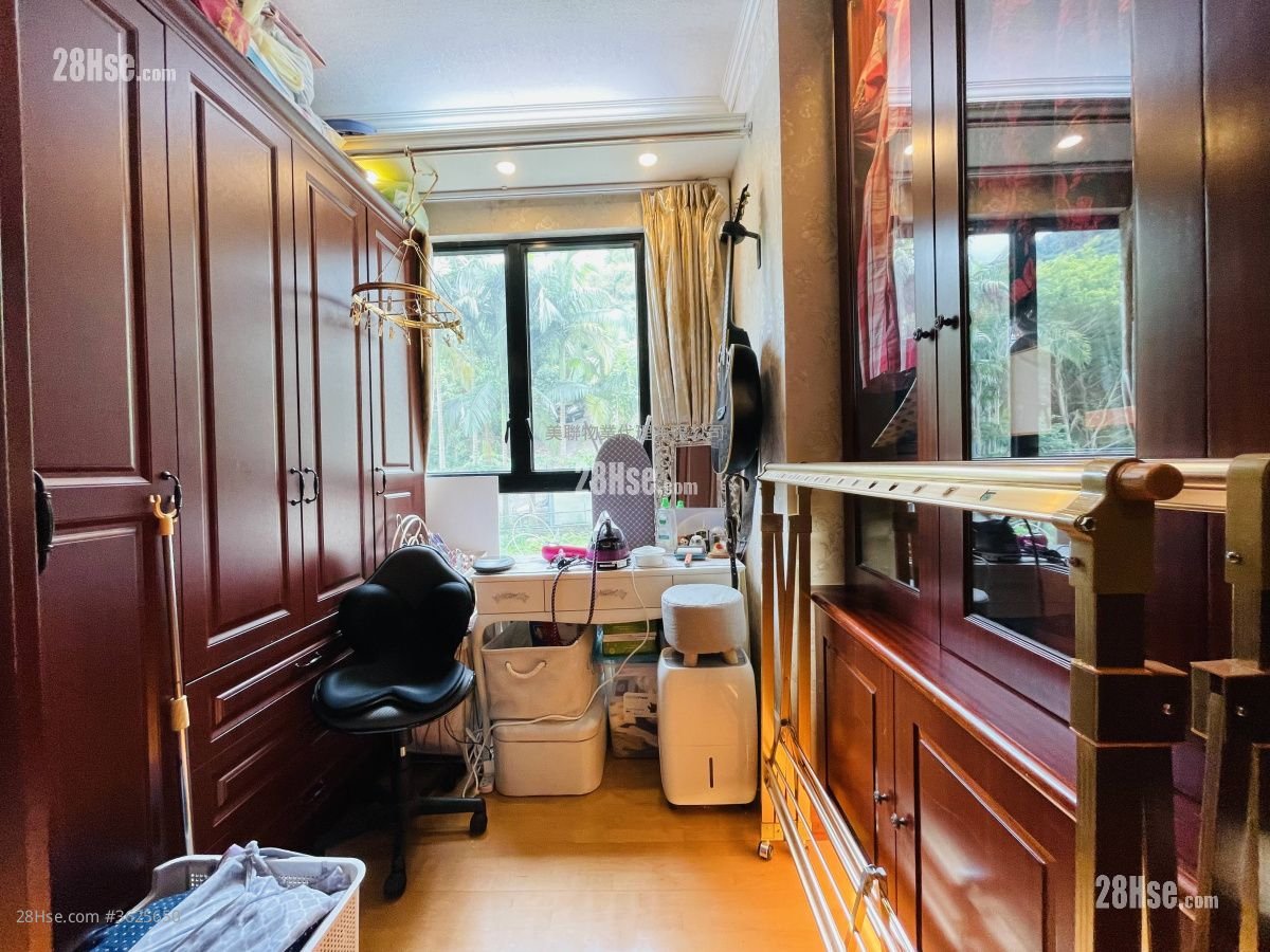 Constellation Cove Sell 3 Bedrooms , 3 Bathrooms 1,089 ft² Constellation Cove Sell 3 Bedrooms , 3 Bathrooms 1,089 ft²