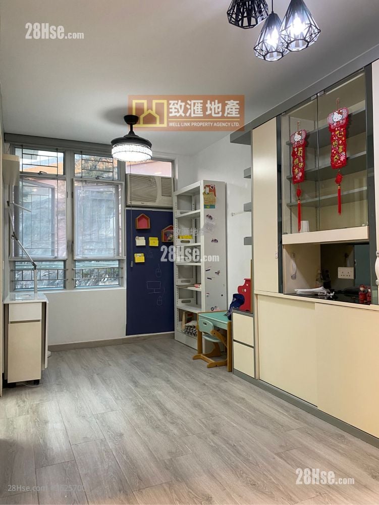 青俊苑 售盘 2 房 435 平方尺