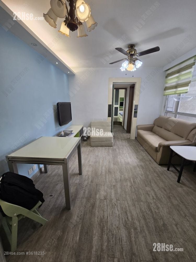 景峰花园 售盘 2 房 , 1 浴室 400 平方尺