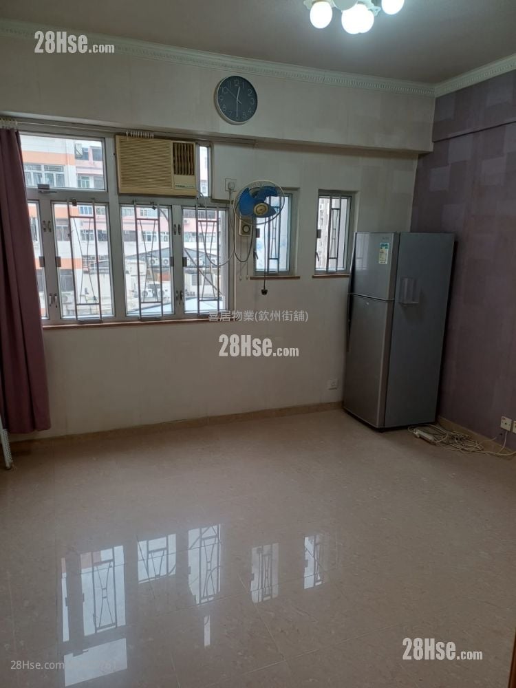 鴻裕大廈 租盤 3 房 , 1 浴室 448 平方呎