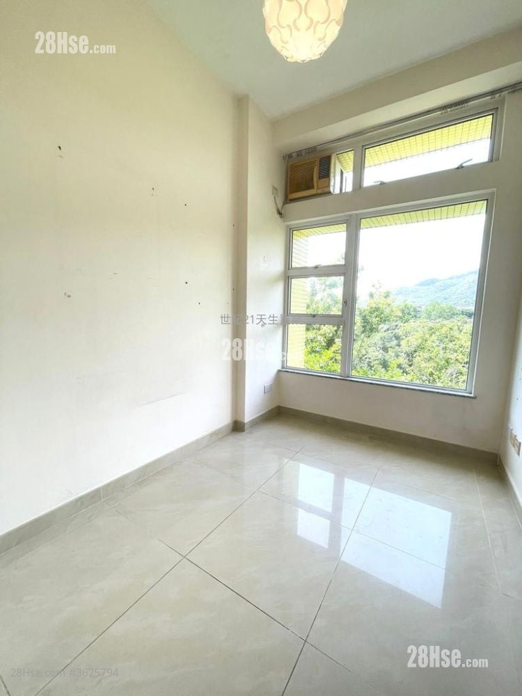 The Hillgrove Sell 4 Bedrooms , 2 Bathrooms 873 ft² The Hillgrove Sell 4 Bedrooms , 2 Bathrooms 873 ft²