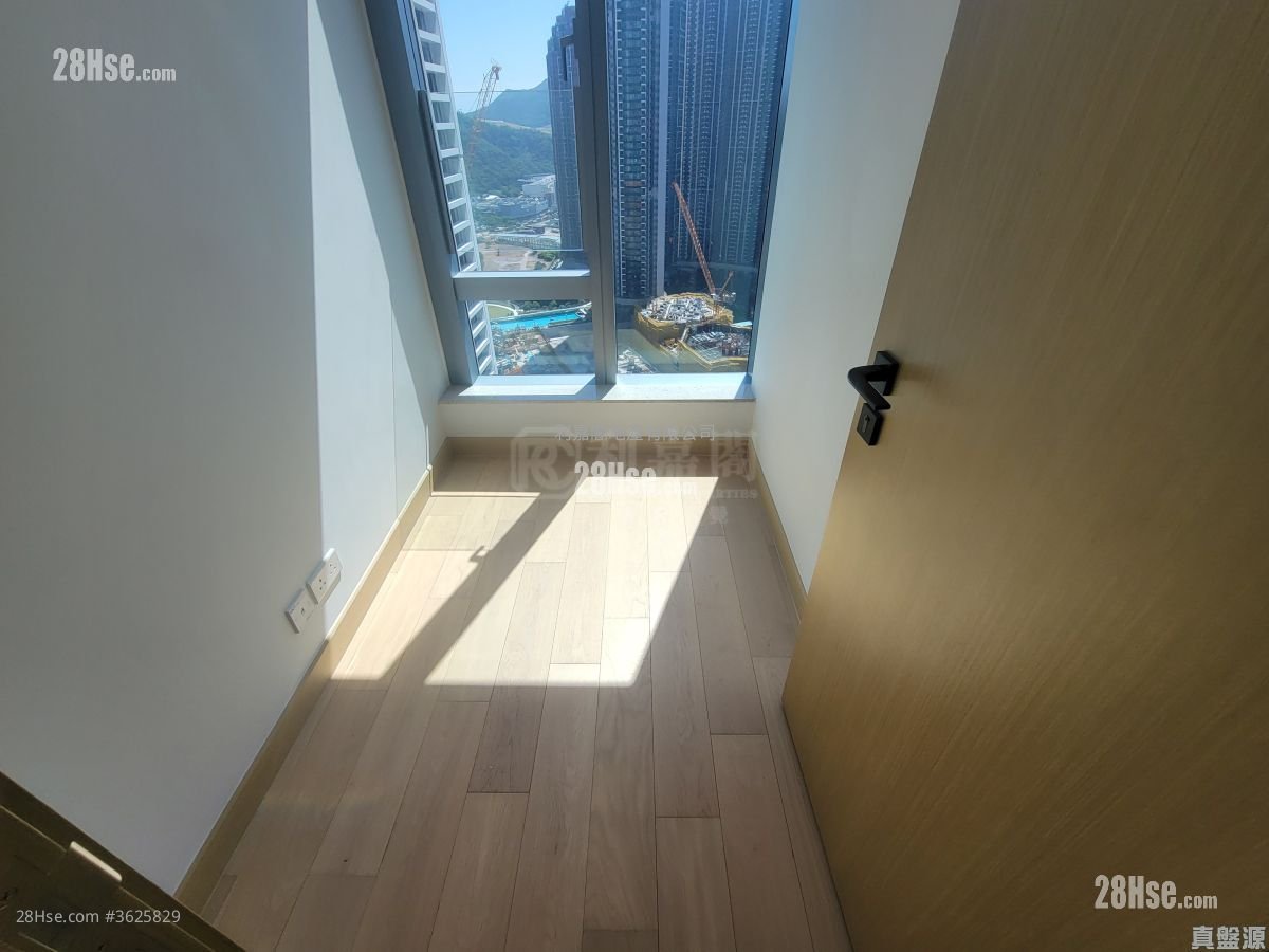 Malibu Sell 2 Bedrooms , 1 Bathroom 595 ft² Malibu Sell 2 Bedrooms , 1 Bathroom 595 ft²