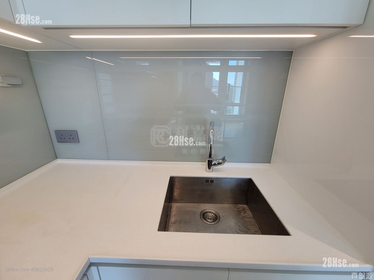 Malibu Sell 2 Bedrooms , 1 Bathroom 595 ft² Malibu Sell 2 Bedrooms , 1 Bathroom 595 ft²